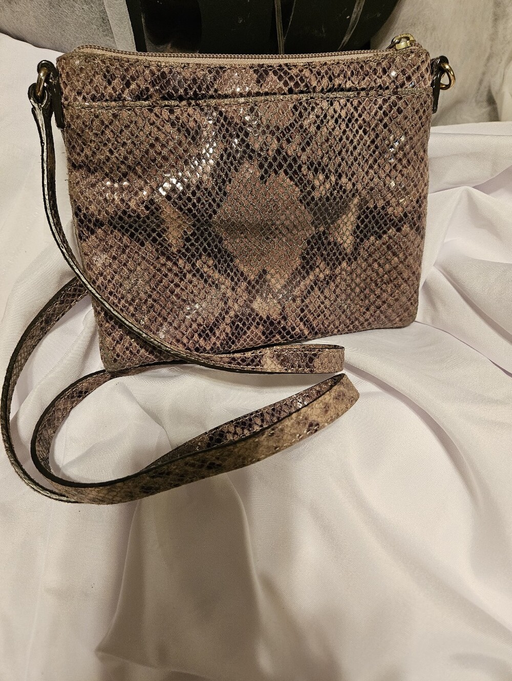 Michael Kors Snakeskin Python Print Leather Crossbody Bag Triple Zip Fulton Gold - Picture 3 of 15